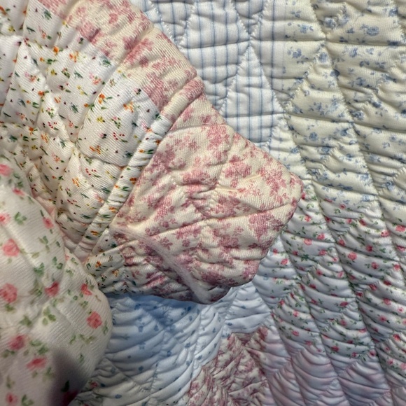 135 NWT 2 Pc Boutique Quilted SET - Picture 8 of 16